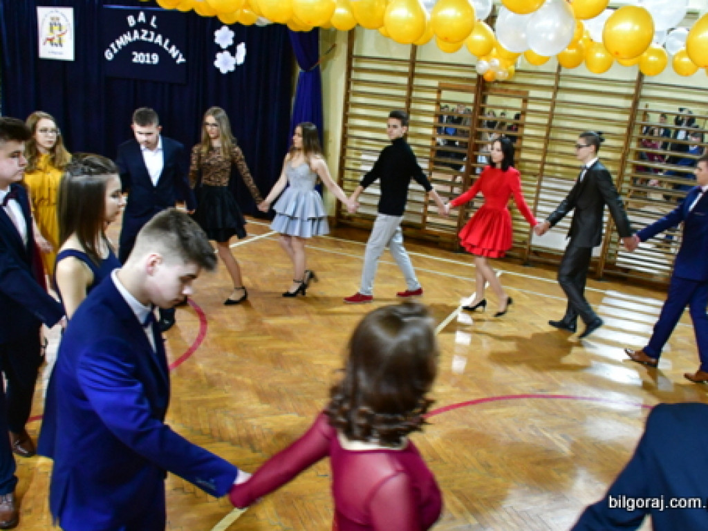 Bal gimnazjalny uczniów św. Jadwigi (FOTO, VIDEO)