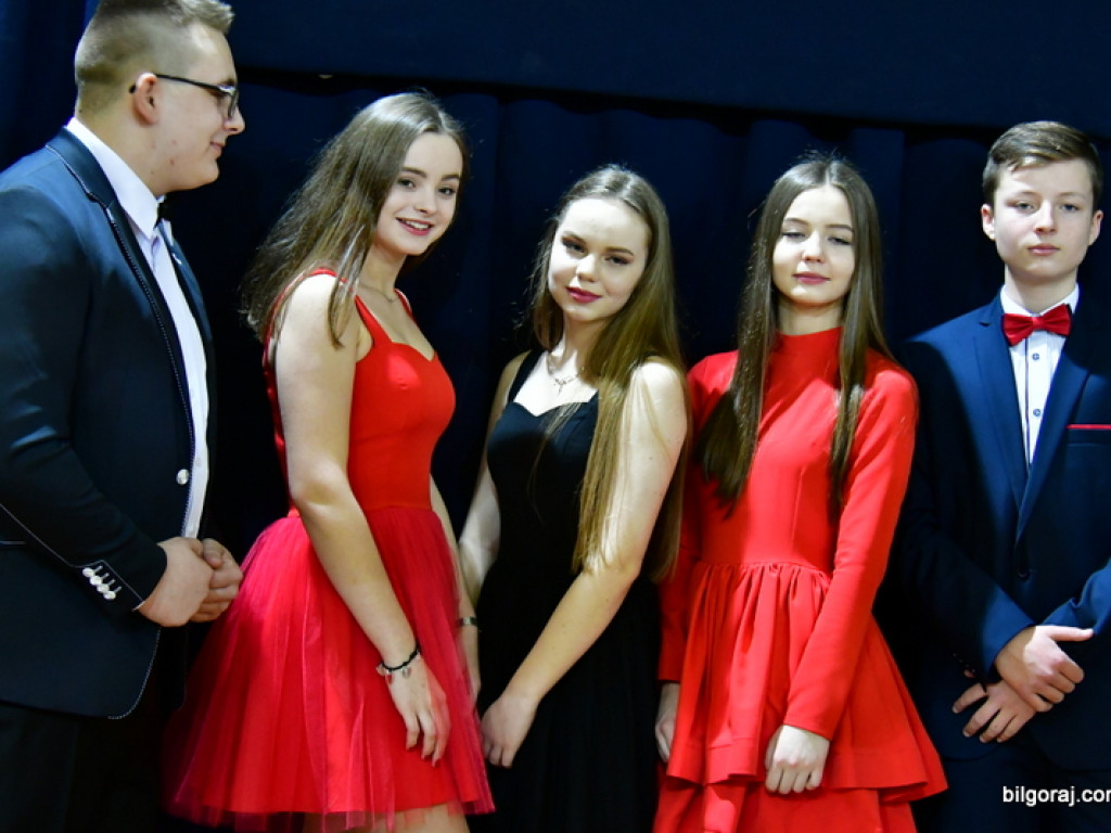 Bal gimnazjalny uczniów św. Jadwigi (FOTO, VIDEO)