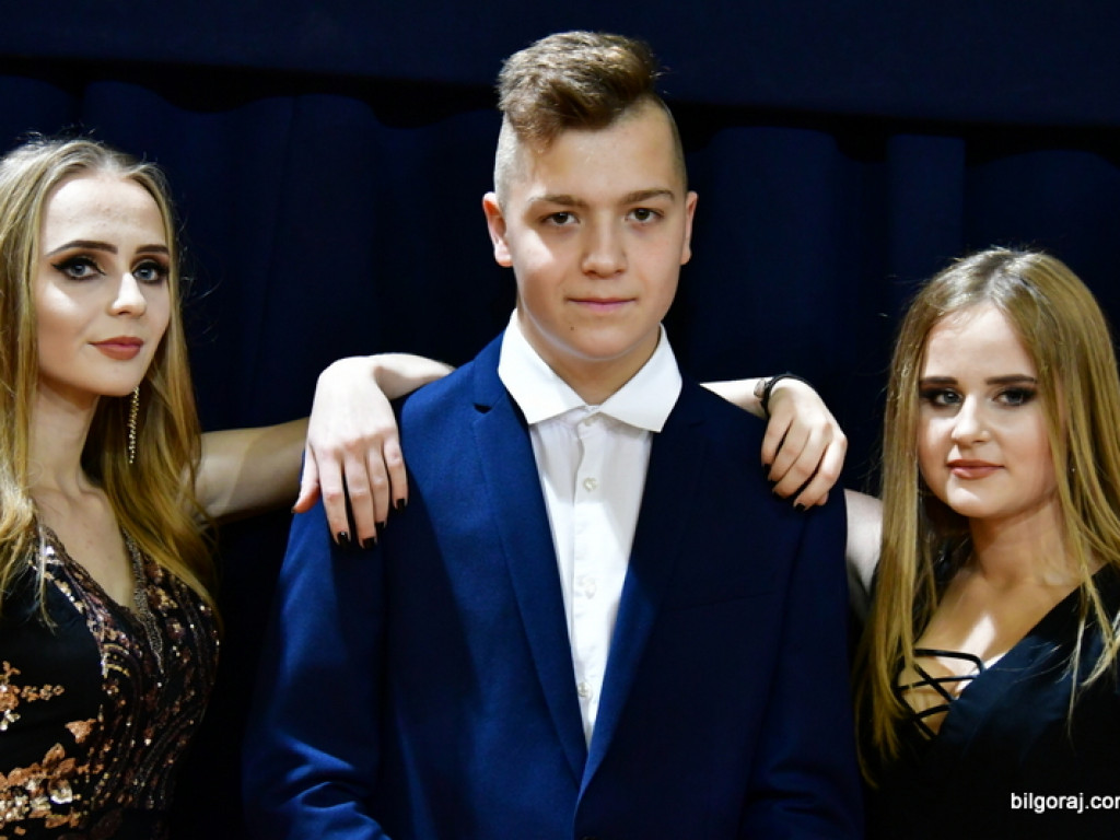 Bal gimnazjalny uczniów św. Jadwigi (FOTO, VIDEO)