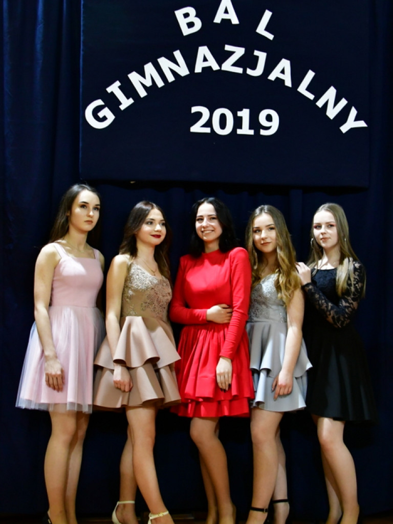 Bal gimnazjalny uczniów św. Jadwigi (FOTO, VIDEO)