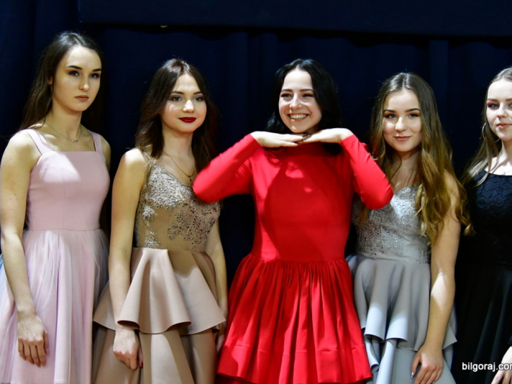 Bal gimnazjalny uczniów św. Jadwigi (FOTO, VIDEO)
