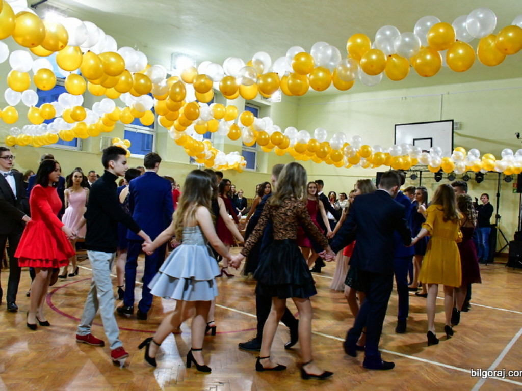 Bal gimnazjalny uczniów św. Jadwigi (FOTO, VIDEO)