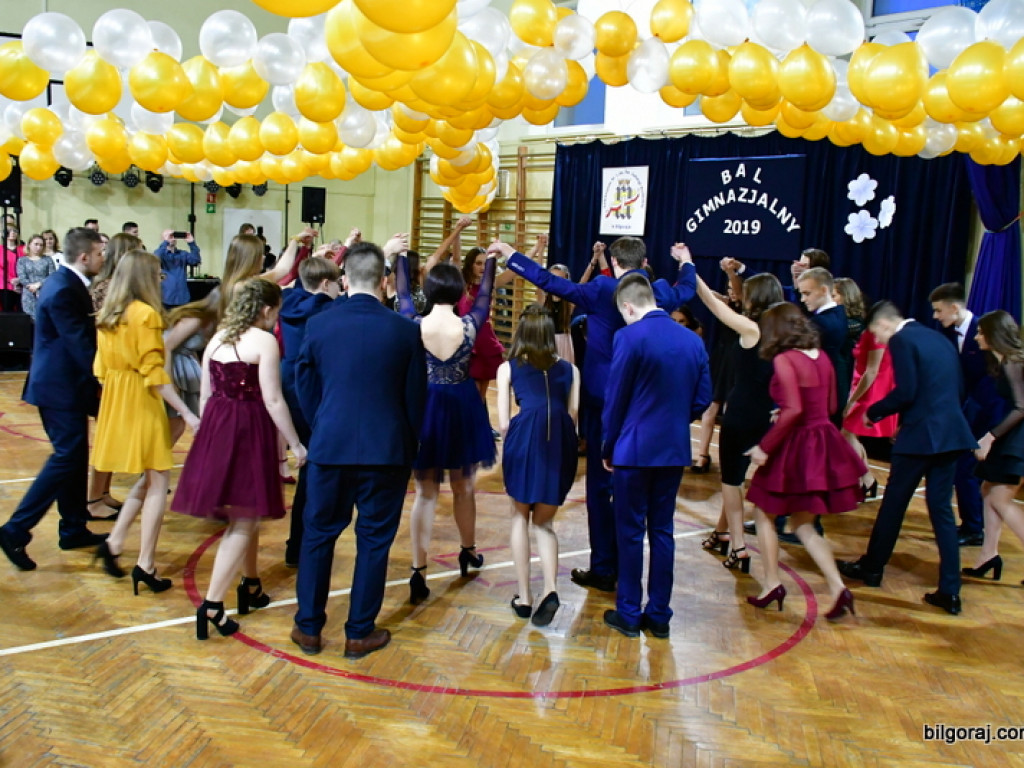 Bal gimnazjalny uczniów św. Jadwigi (FOTO, VIDEO)