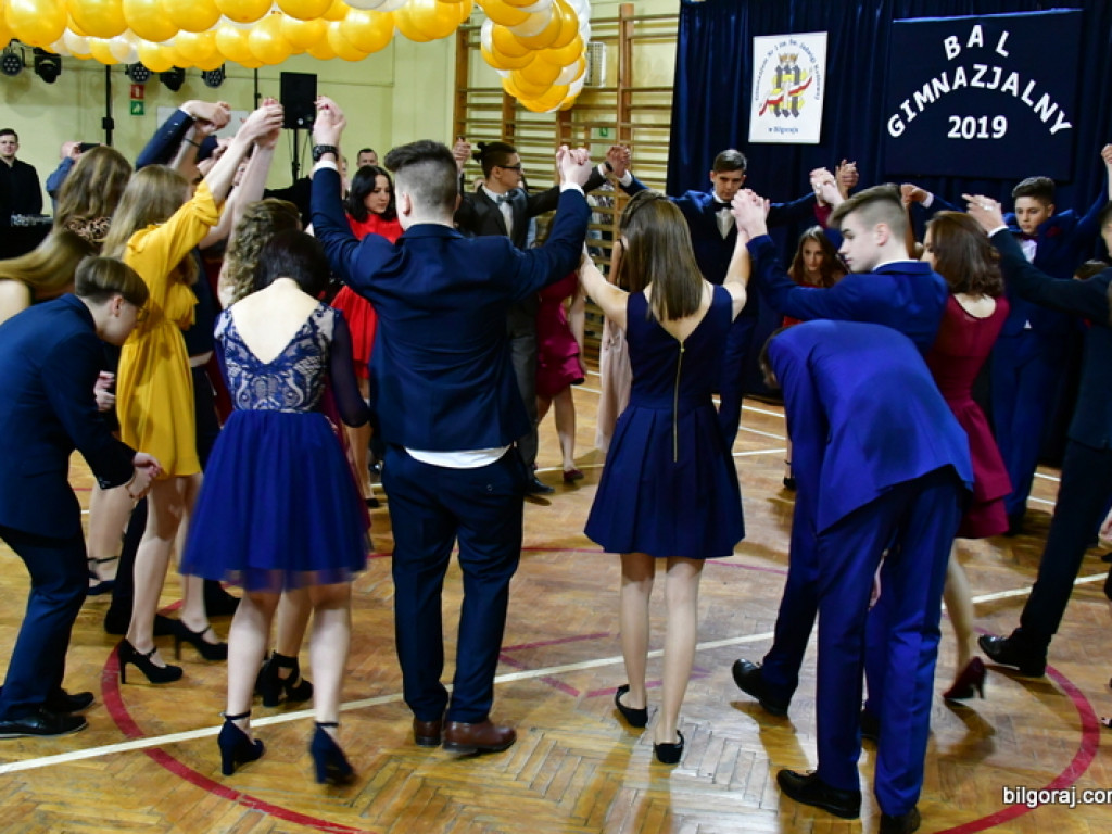 Bal gimnazjalny uczniów św. Jadwigi (FOTO, VIDEO)