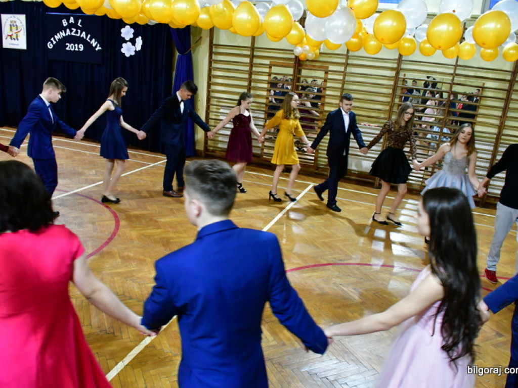 Bal gimnazjalny uczniów św. Jadwigi (FOTO, VIDEO)