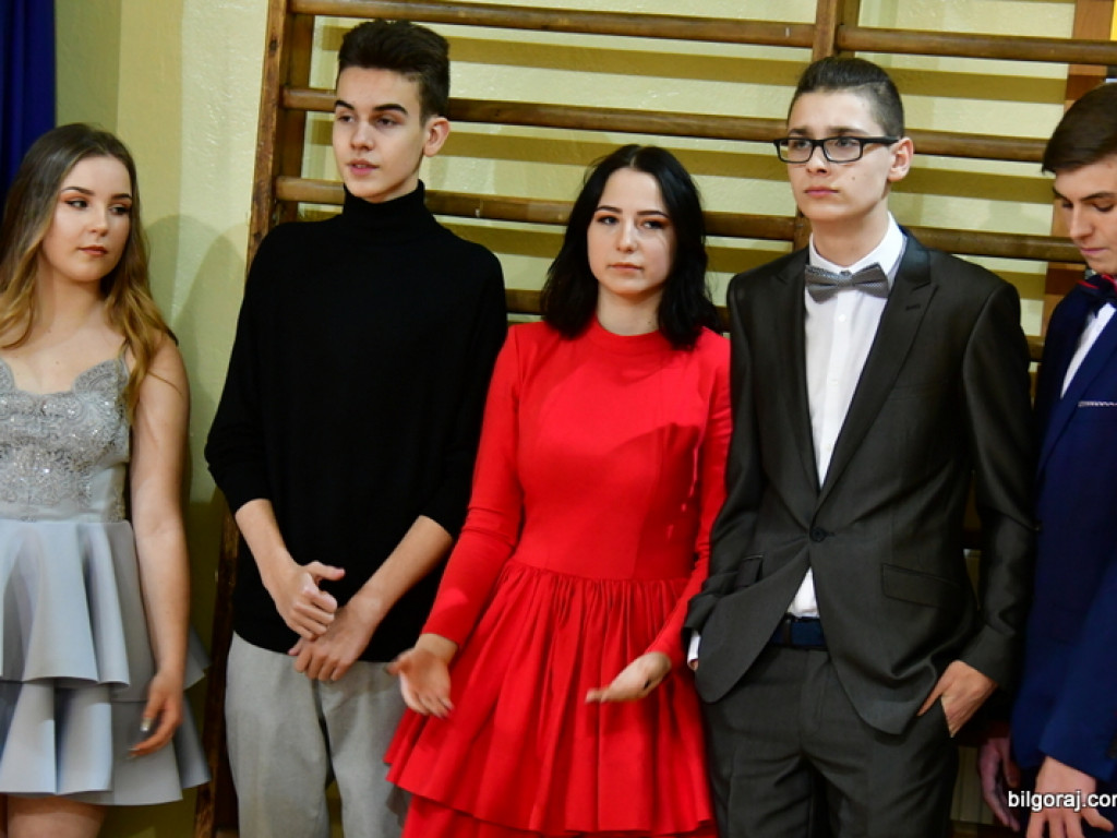 Bal gimnazjalny uczniów św. Jadwigi (FOTO, VIDEO)