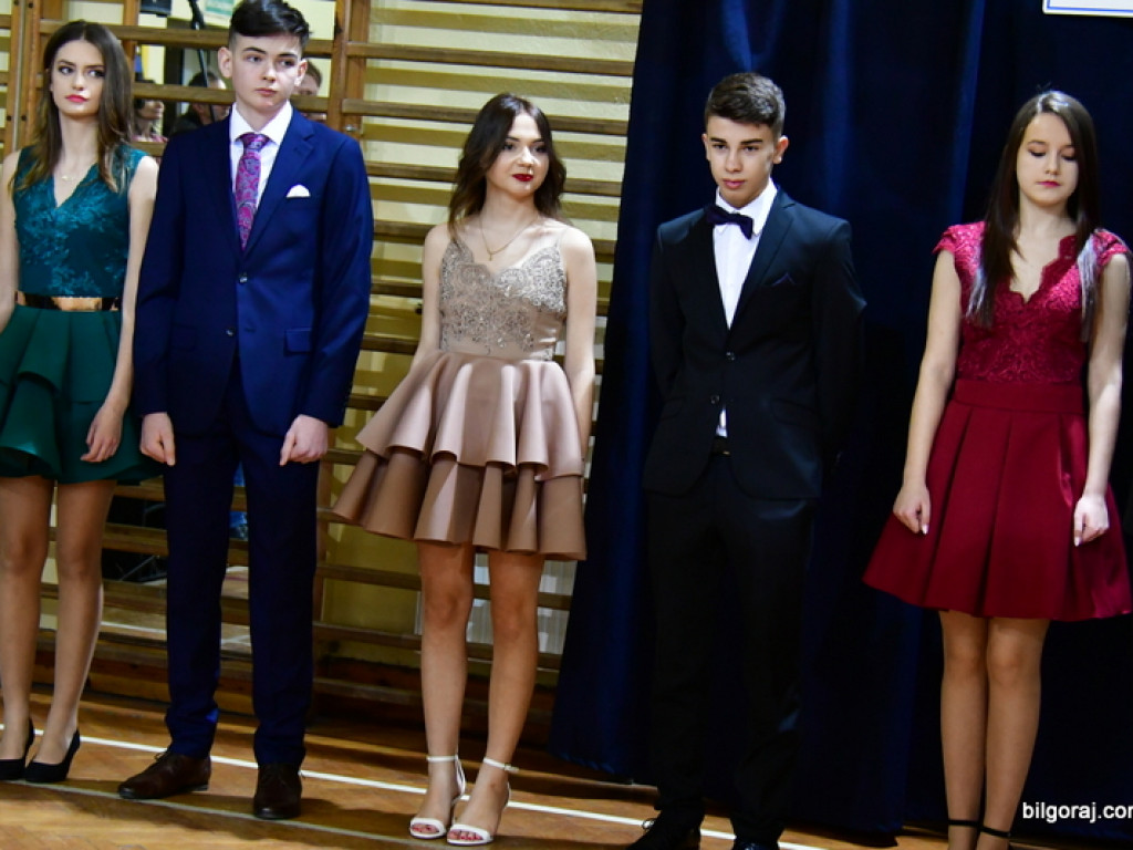 Bal gimnazjalny uczniów św. Jadwigi (FOTO, VIDEO)