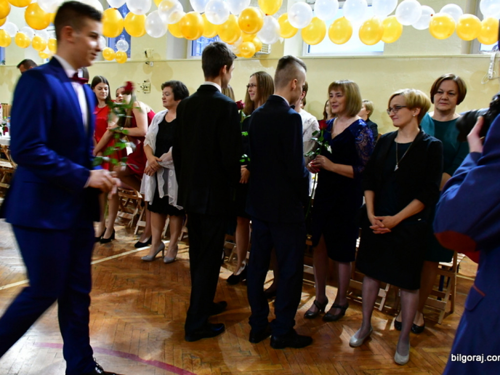 Bal gimnazjalny uczniów św. Jadwigi (FOTO, VIDEO)
