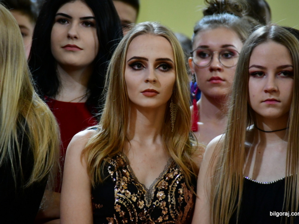 Bal gimnazjalny uczniów św. Jadwigi (FOTO, VIDEO)