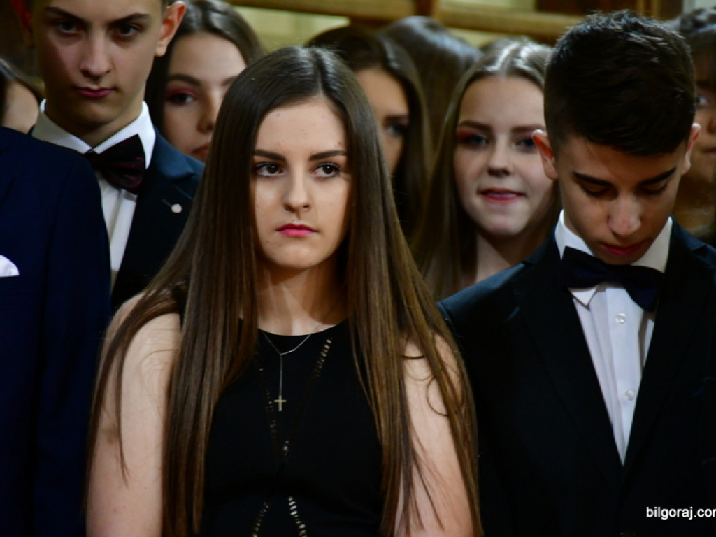 Bal gimnazjalny uczniów św. Jadwigi (FOTO, VIDEO)