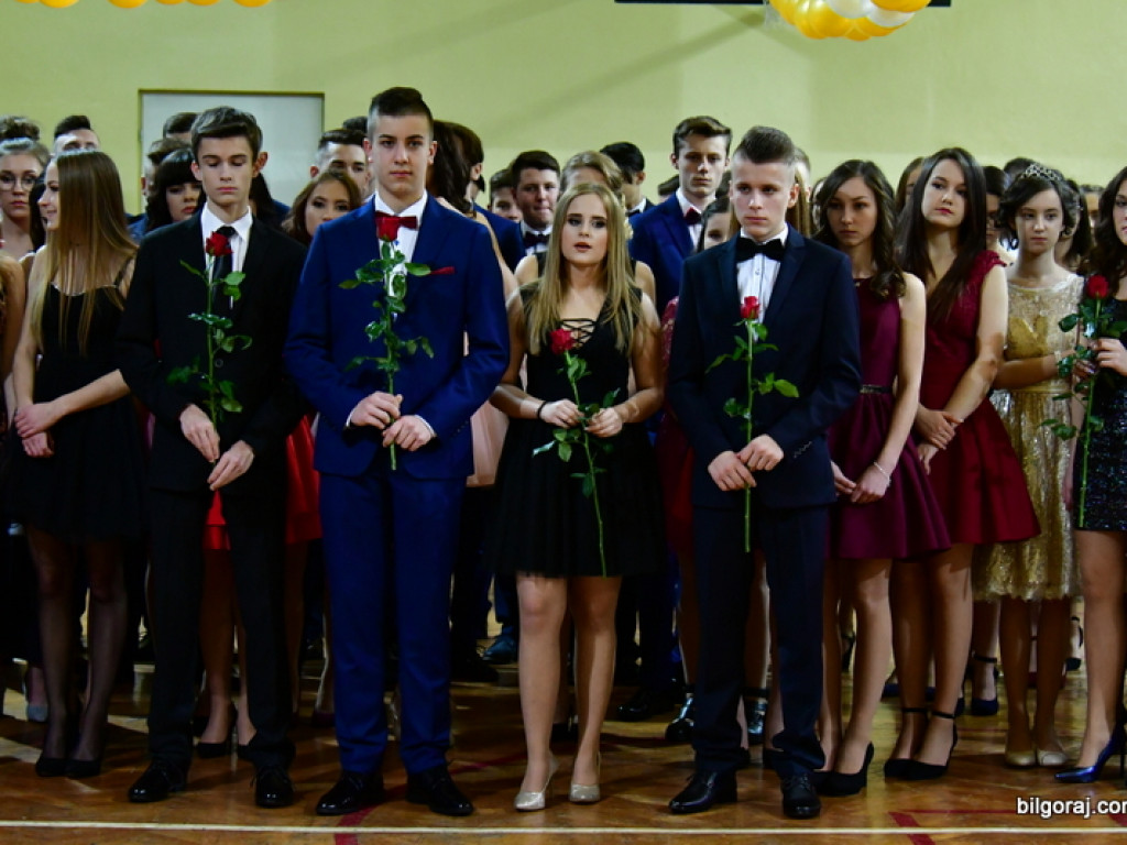 Bal gimnazjalny uczniów św. Jadwigi (FOTO, VIDEO)