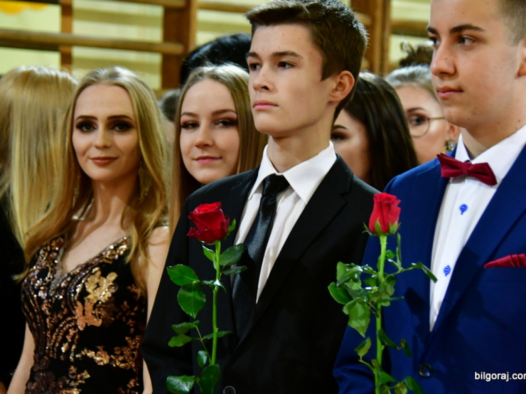 Bal gimnazjalny uczniów św. Jadwigi (FOTO, VIDEO)