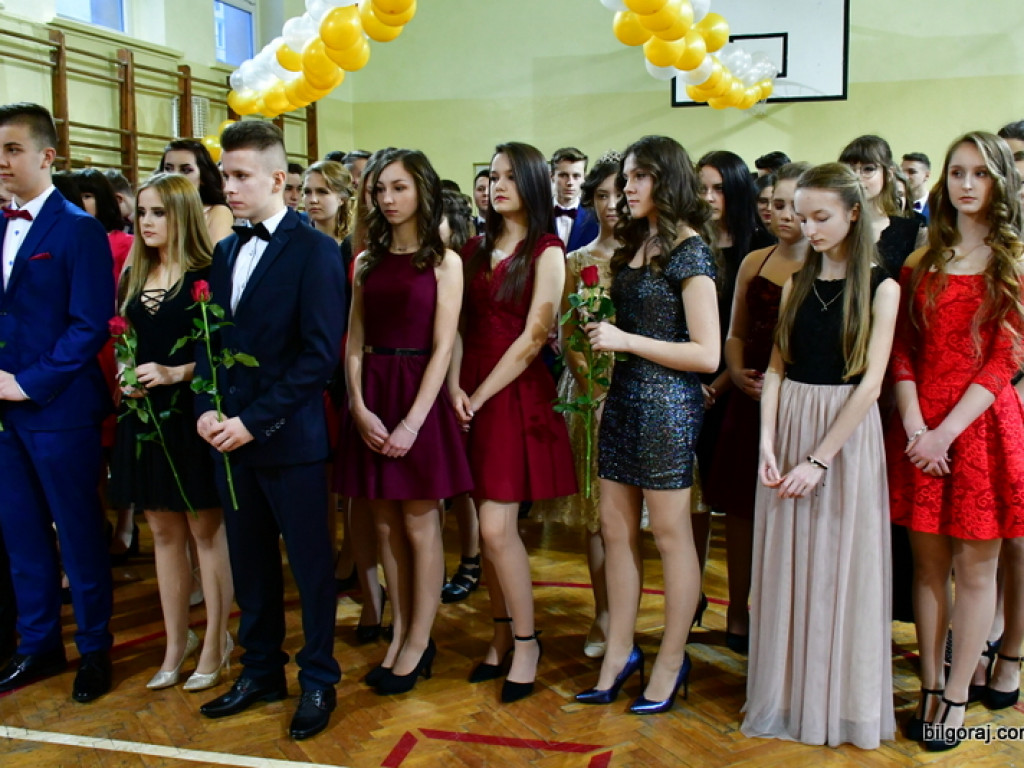 Bal gimnazjalny uczniów św. Jadwigi (FOTO, VIDEO)
