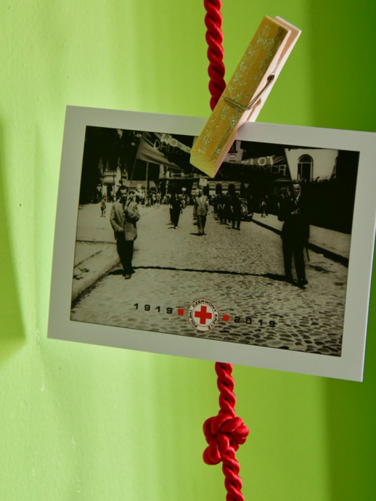 Pomocowe kartki PCK (FOTO)
