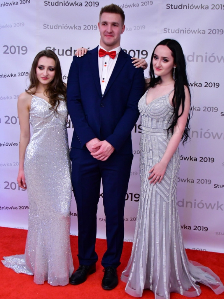Studniówka ZSZiO (FOTO, VIDEO)