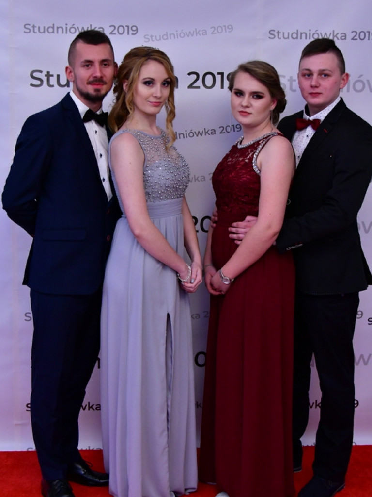 Studniówka ZSZiO (FOTO, VIDEO)