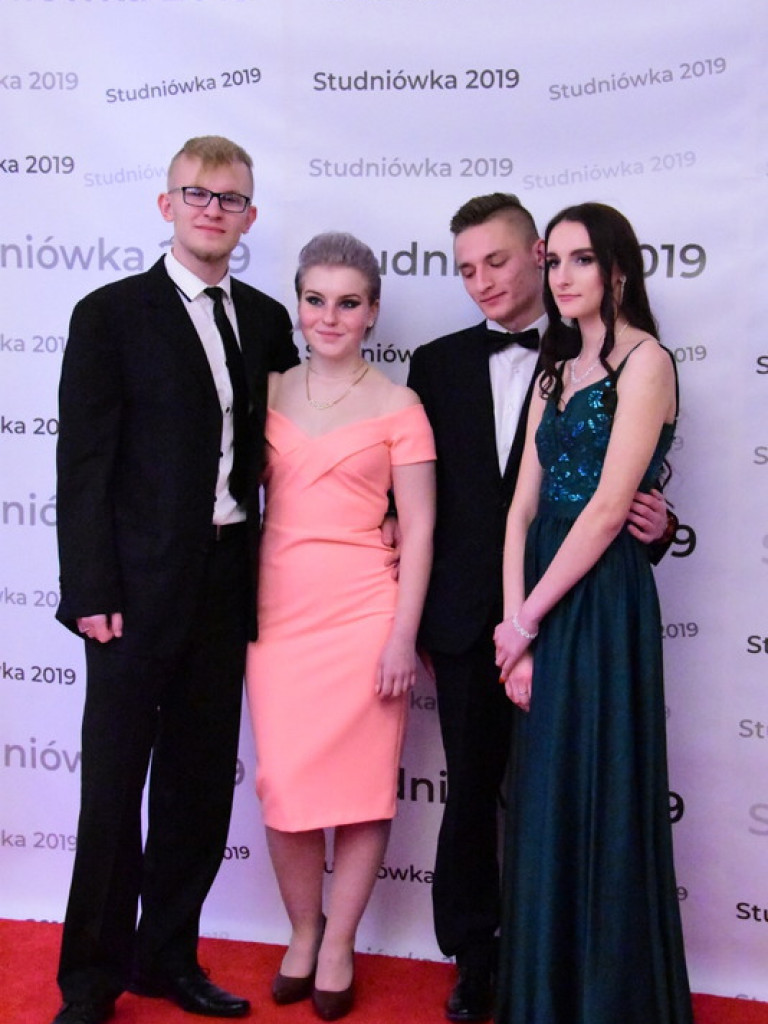 Studniówka ZSZiO (FOTO, VIDEO)