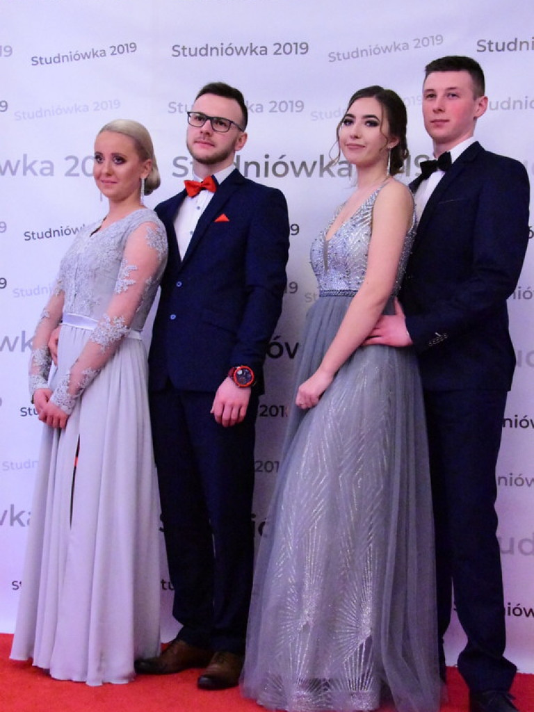 Studniówka ZSZiO (FOTO, VIDEO)