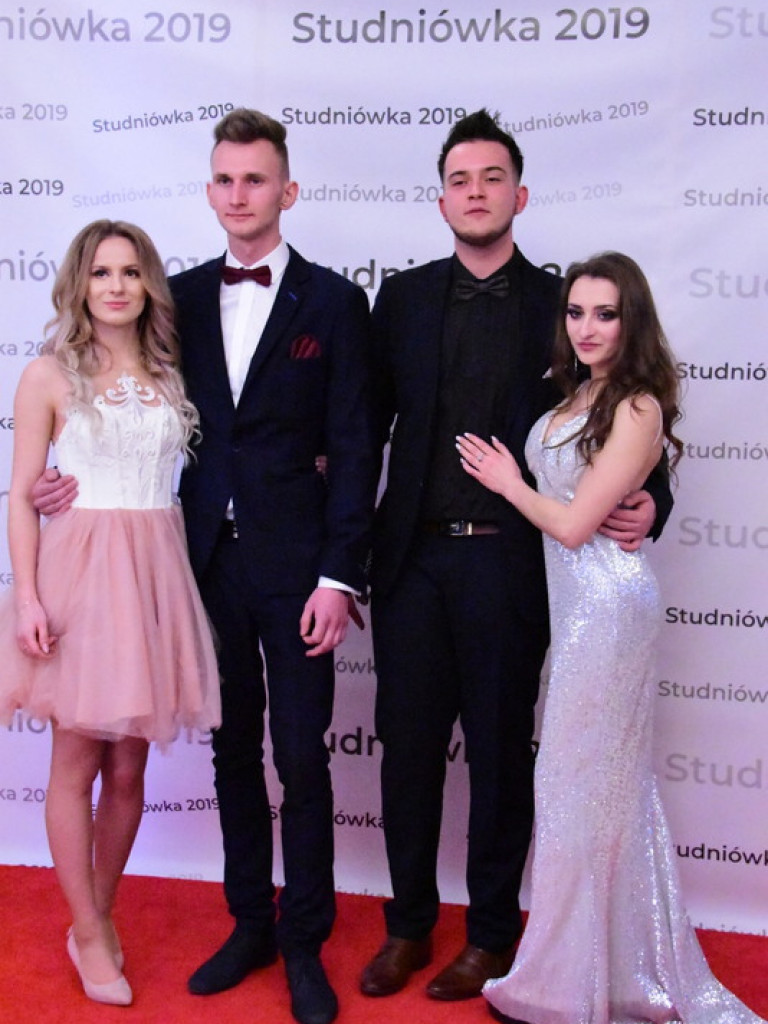 Studniówka ZSZiO (FOTO, VIDEO)