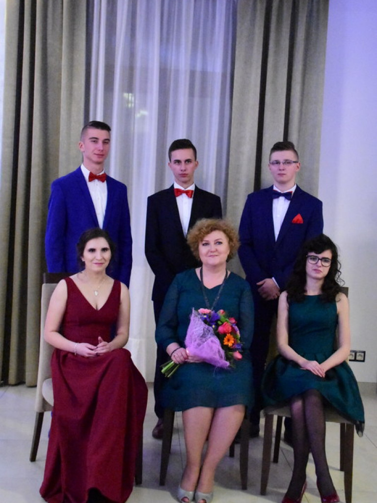 Studniówka ZSZiO (FOTO, VIDEO)