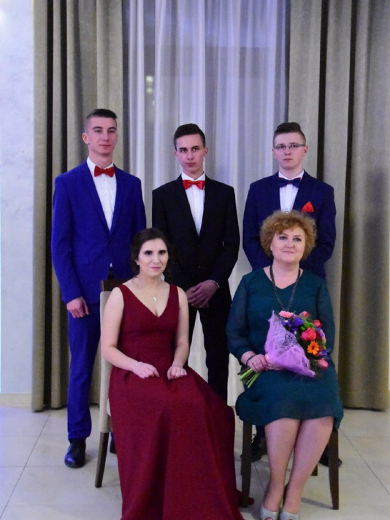 Studniówka ZSZiO (FOTO, VIDEO)