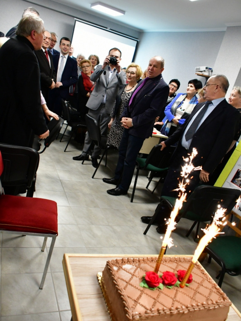 Otwarcie świetlicy dziennego pobytu dla seniorów w PCK (FOTO)