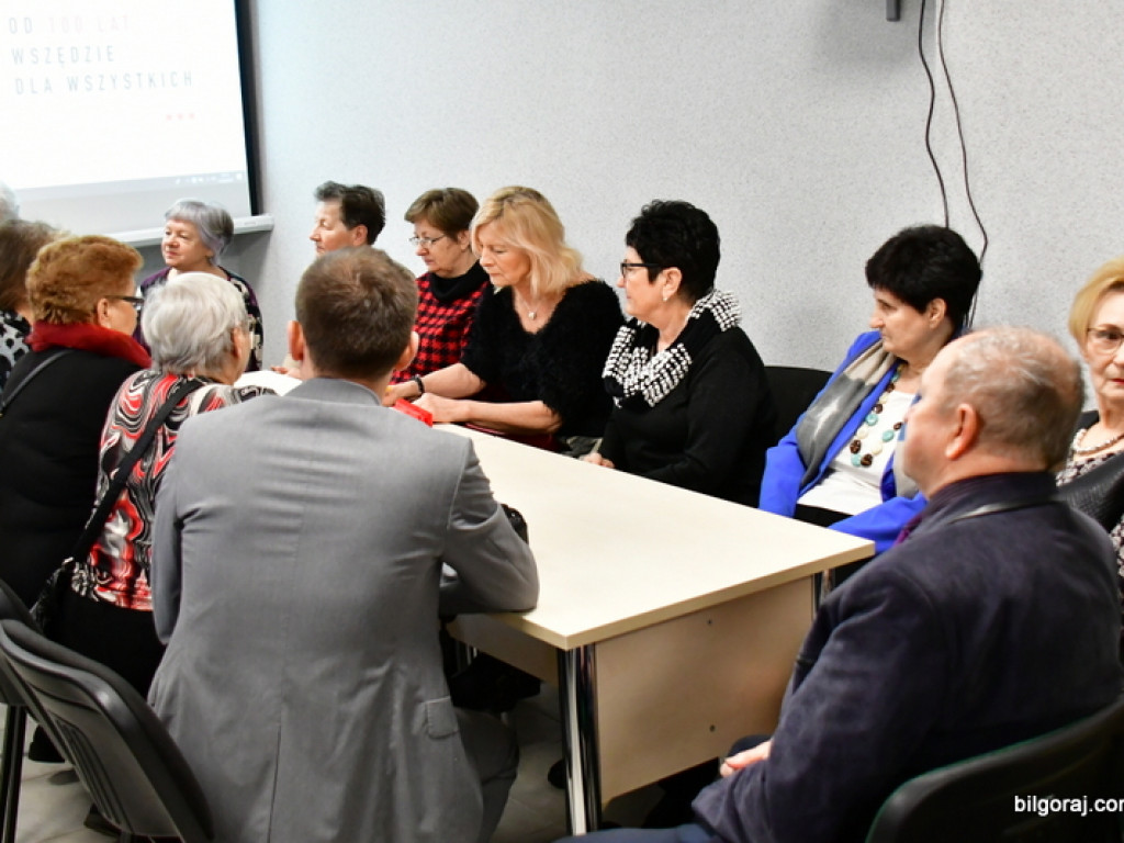 Otwarcie świetlicy dziennego pobytu dla seniorów w PCK (FOTO)