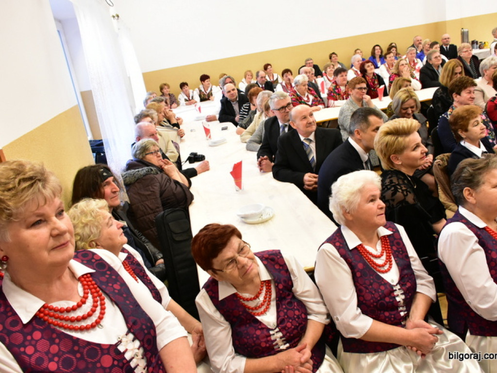 Gminny Dzień Kobiet w Starym Bidaczowie (FOTO)