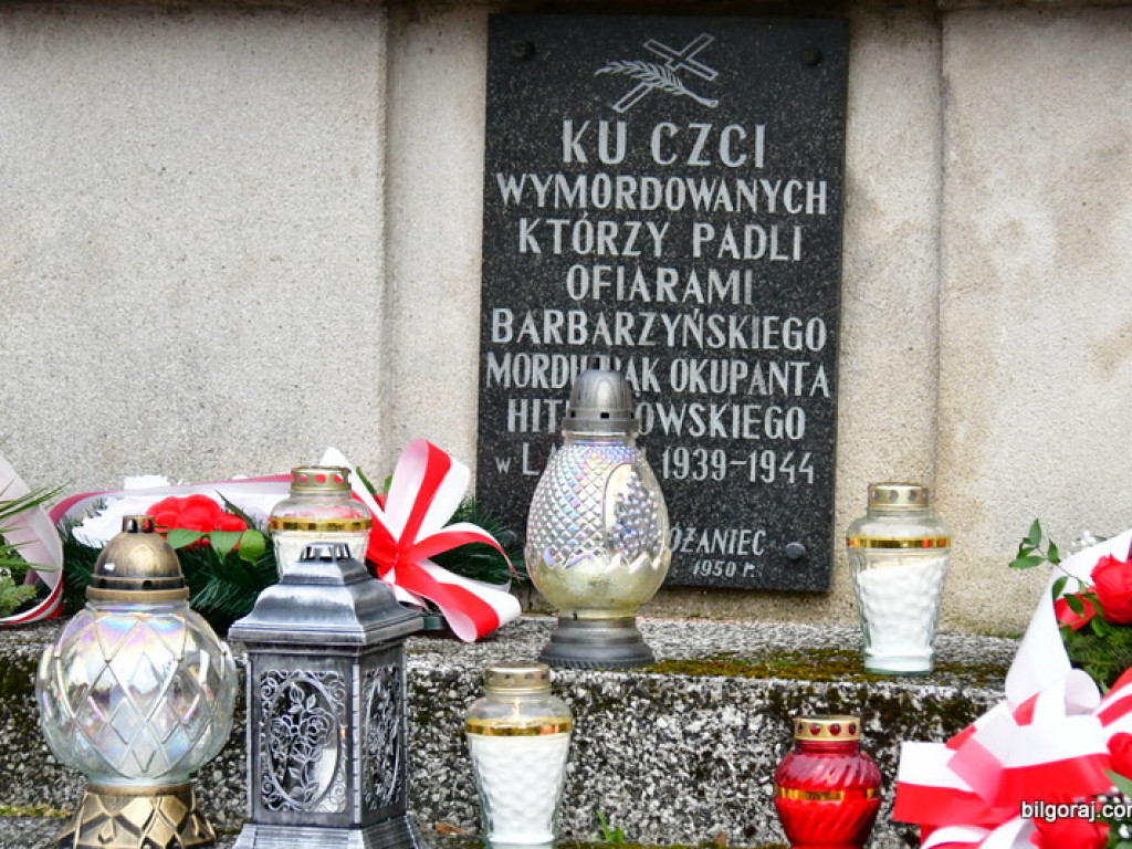 Umarłych wieczność dotąd trwa, dokąd pamięcią się im płaci... 76. rocznica pacyfikacji Różańca (FOTO)