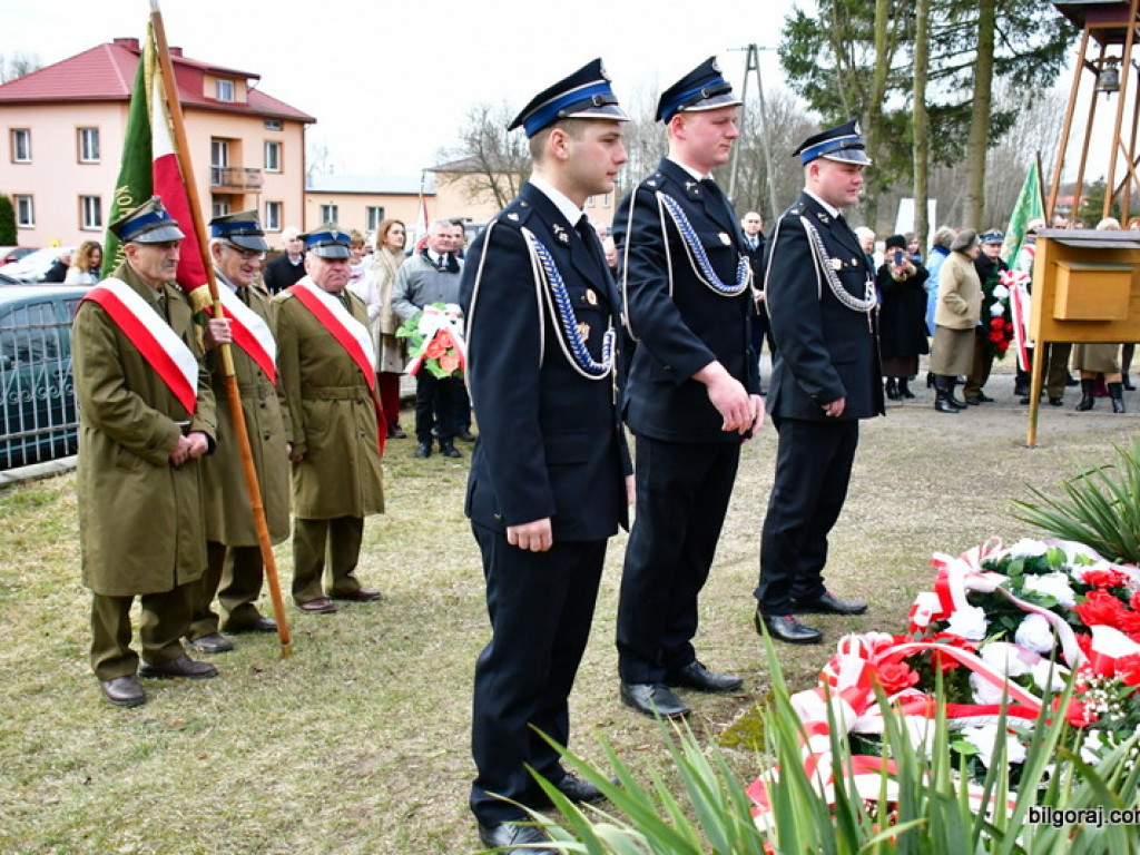 Umarłych wieczność dotąd trwa, dokąd pamięcią się im płaci... 76. rocznica pacyfikacji Różańca (FOTO)