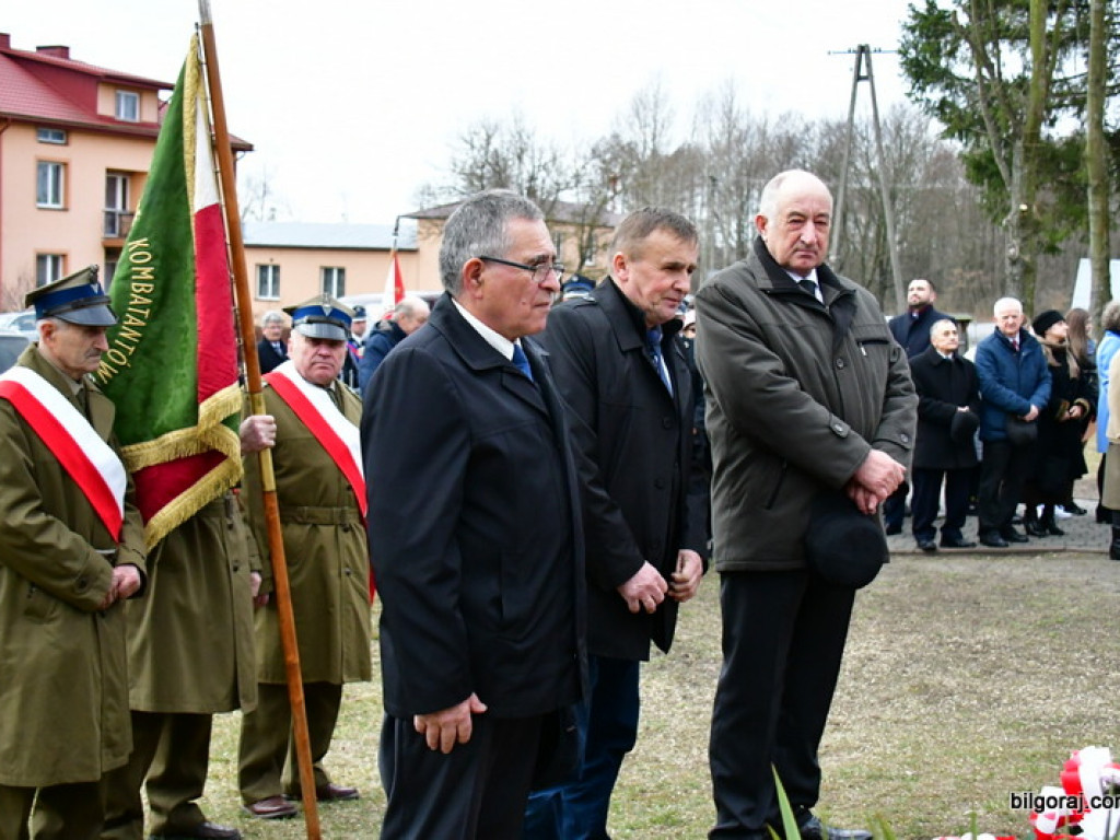 Umarłych wieczność dotąd trwa, dokąd pamięcią się im płaci... 76. rocznica pacyfikacji Różańca (FOTO)