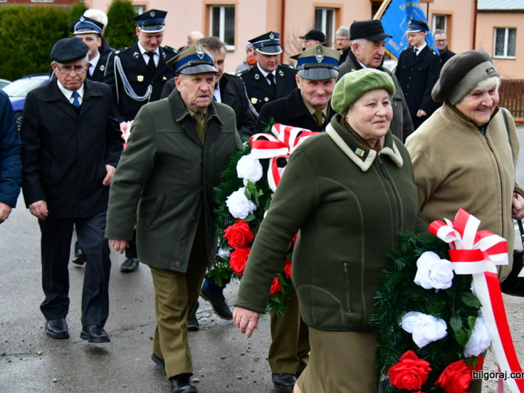 Umarłych wieczność dotąd trwa, dokąd pamięcią się im płaci... 76. rocznica pacyfikacji Różańca (FOTO)