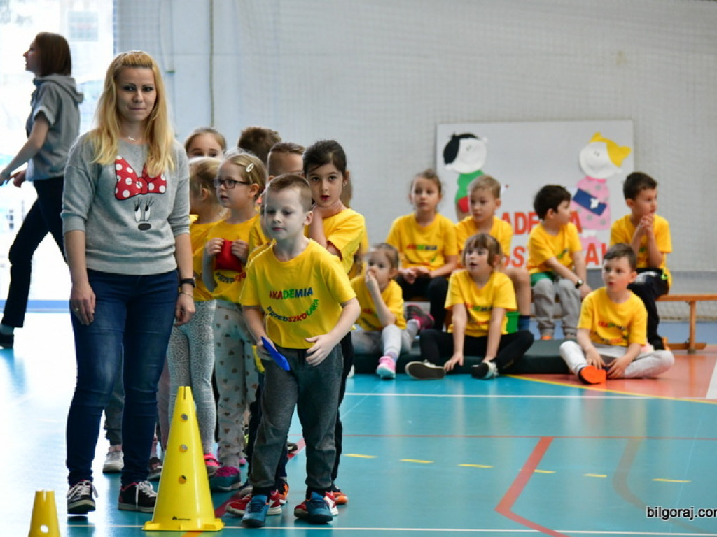 Przedszkolaki powitały wiosnę... na sportowo (FOTO)
