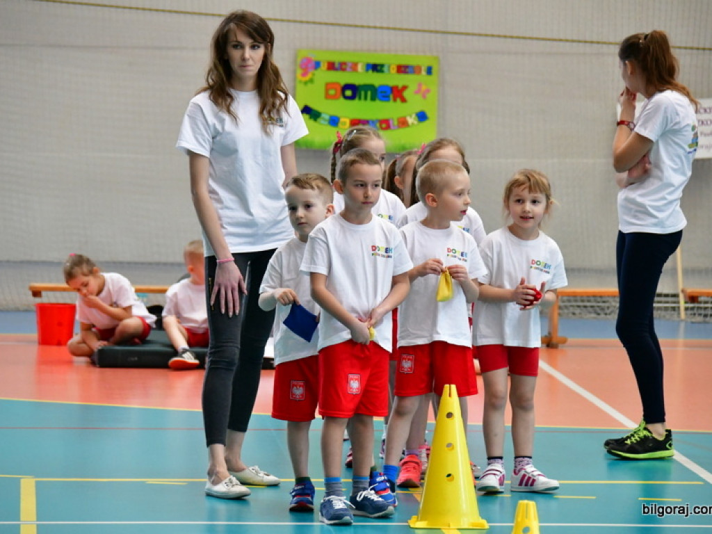 Przedszkolaki powitały wiosnę... na sportowo (FOTO)