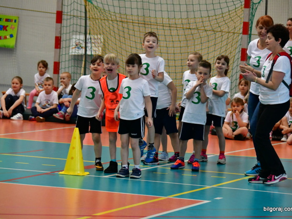 Przedszkolaki powitały wiosnę... na sportowo (FOTO)