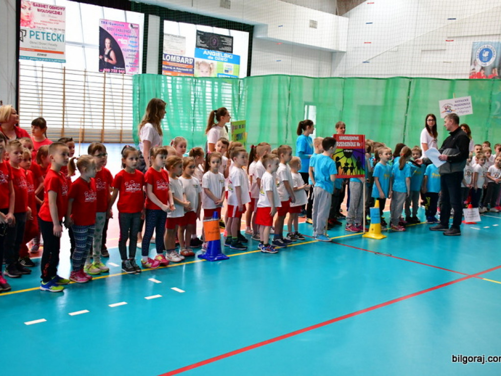 Przedszkolaki powitały wiosnę... na sportowo (FOTO)