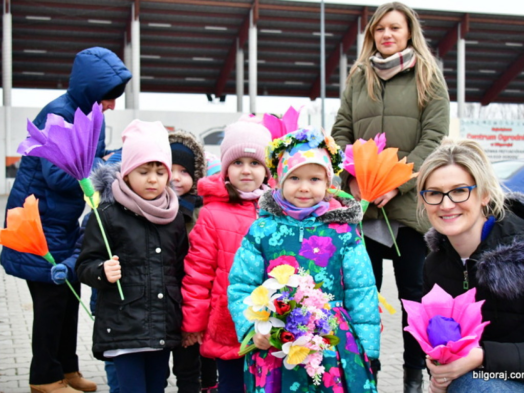 Przedszkolaki powitały wiosnę... na sportowo (FOTO)