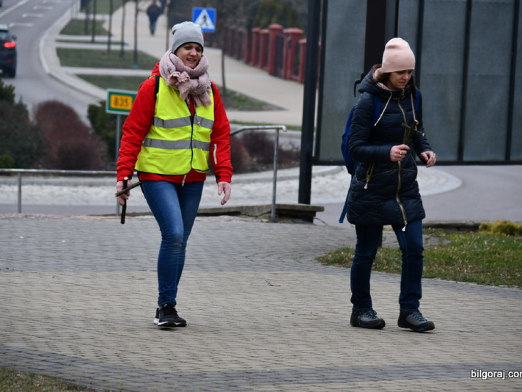 Ekstremalna Droga Krzyżowa. Uczestnicy dotarli do Biłgoraja (FOTO)