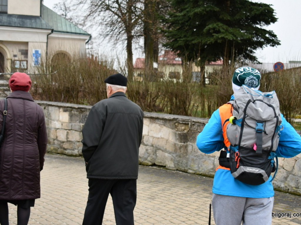 Ekstremalna Droga Krzyżowa. Uczestnicy dotarli do Biłgoraja (FOTO)