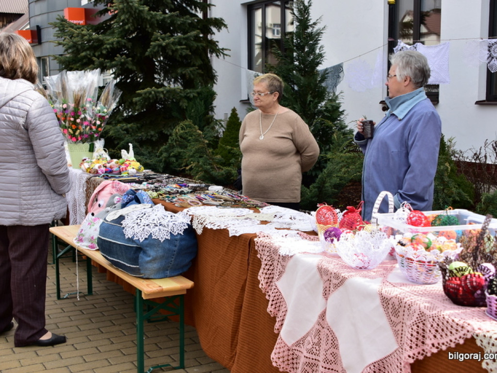 Powiatowy Kiermasz Wielkanocny (FOTO)