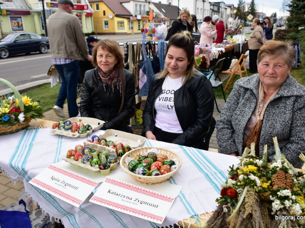 Powiatowy Kiermasz Wielkanocny (FOTO)