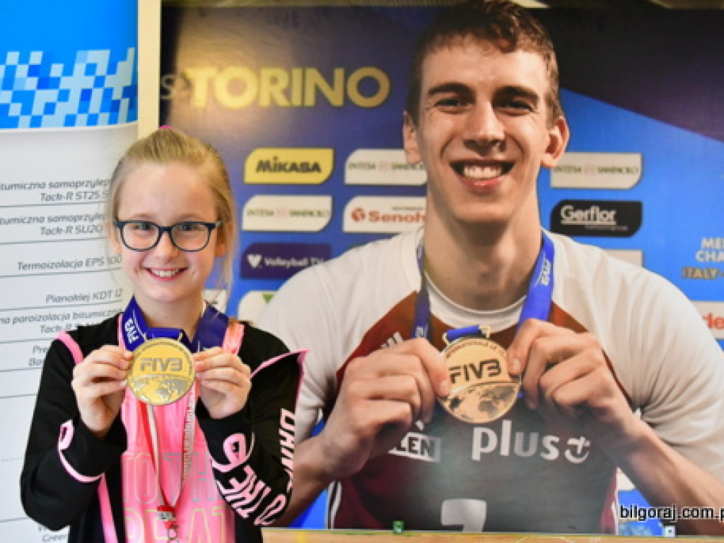 Siatkówka, kiermasz i otwarte serca dla Kubusia Pawęzki (FOTO)