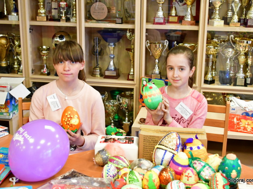 Siatkówka, kiermasz i otwarte serca dla Kubusia Pawęzki (FOTO)
