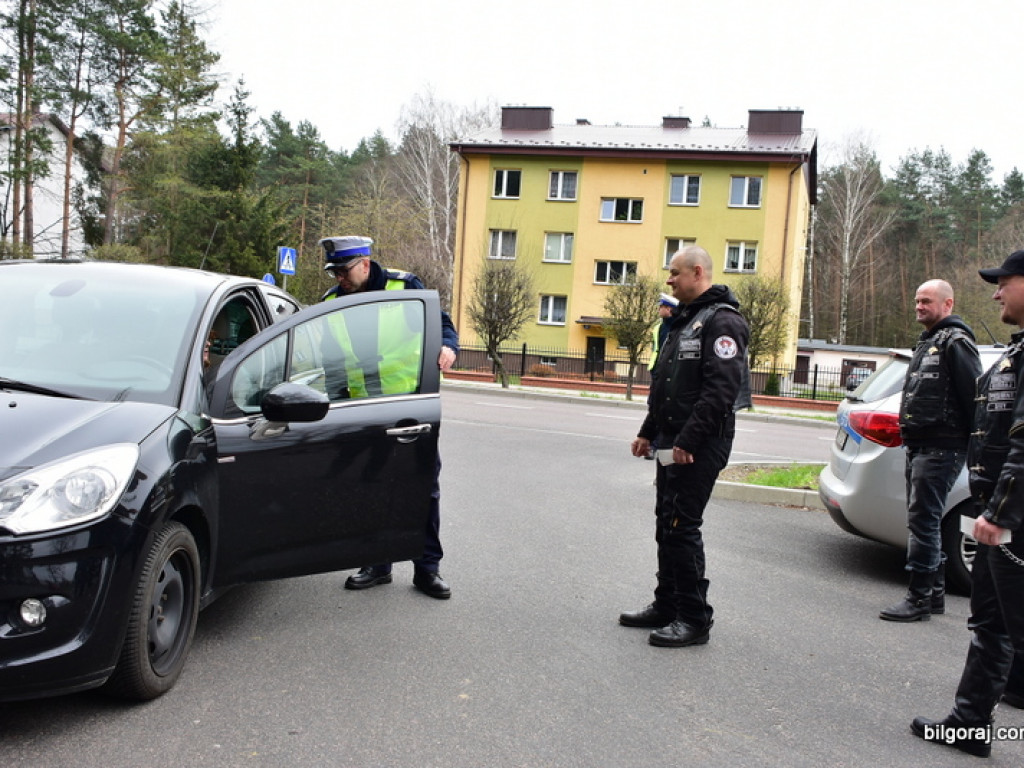 Patrz w lusterka. Motocykliści są wszędzie (FOTO)