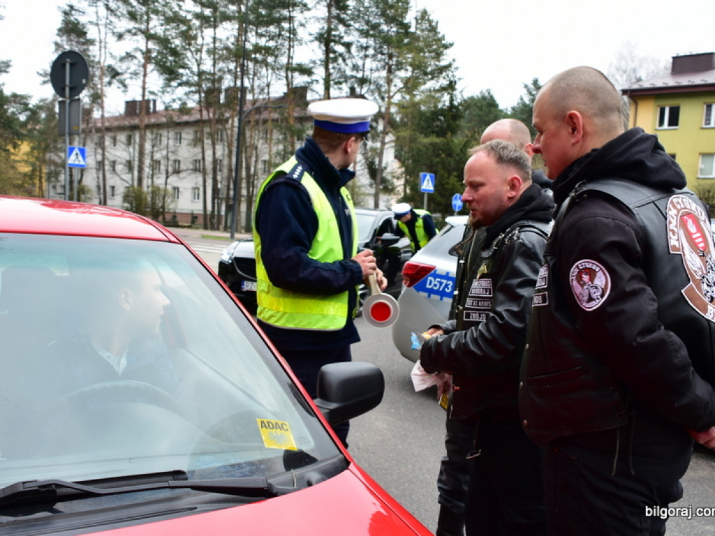 Patrz w lusterka. Motocykliści są wszędzie (FOTO)
