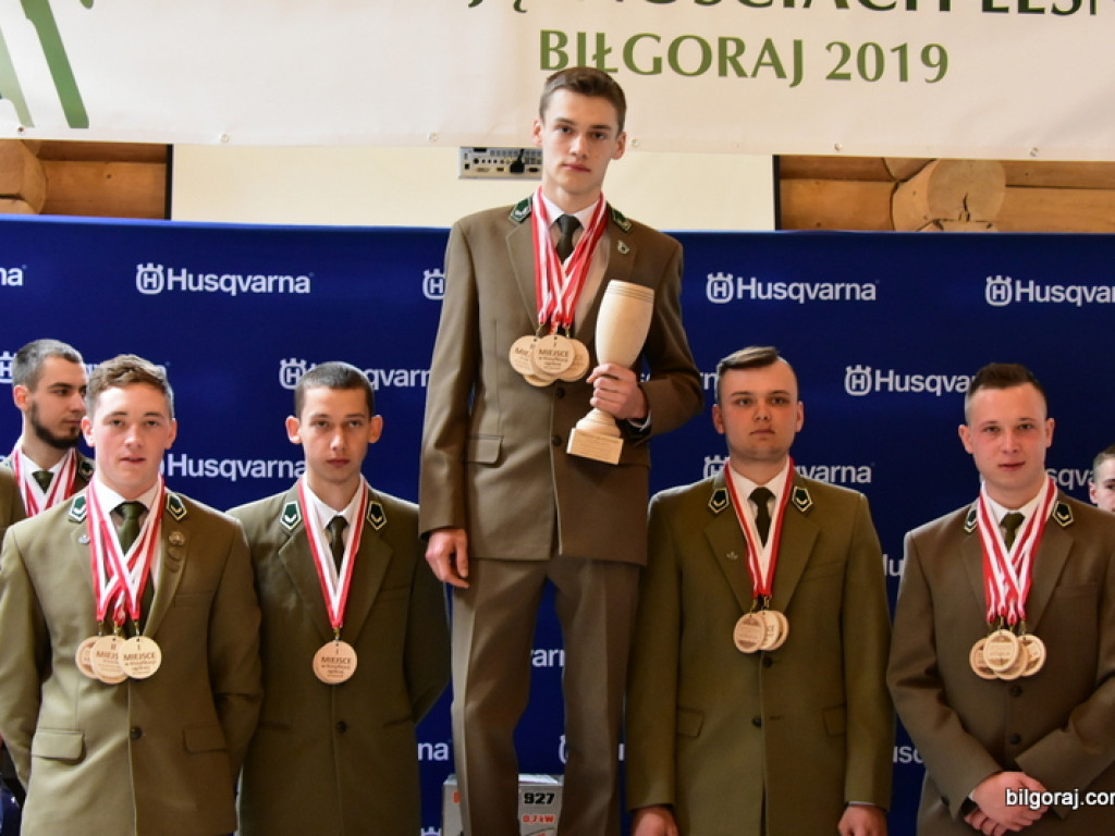 Zespół Szkół Leśnych zwyciężył w XI Mistrzostwach Polski Szkół w Umiejętnościach Leśnych (FOTO, WYNIKI)