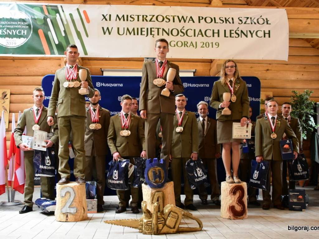 Zespół Szkół Leśnych zwyciężył w XI Mistrzostwach Polski Szkół w Umiejętnościach Leśnych (FOTO, WYNIKI)