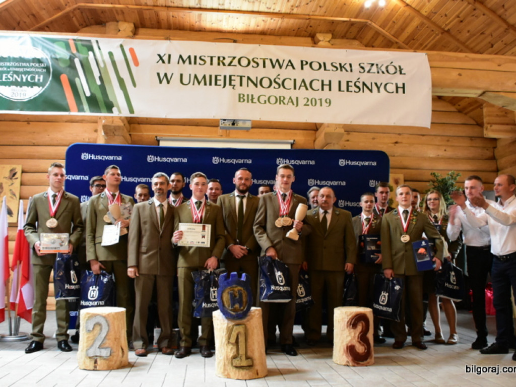 Zespół Szkół Leśnych zwyciężył w XI Mistrzostwach Polski Szkół w Umiejętnościach Leśnych (FOTO, WYNIKI)