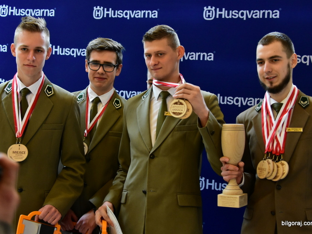 Zespół Szkół Leśnych zwyciężył w XI Mistrzostwach Polski Szkół w Umiejętnościach Leśnych (FOTO, WYNIKI)