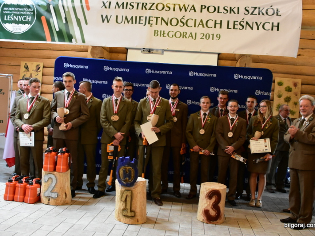 Zespół Szkół Leśnych zwyciężył w XI Mistrzostwach Polski Szkół w Umiejętnościach Leśnych (FOTO, WYNIKI)